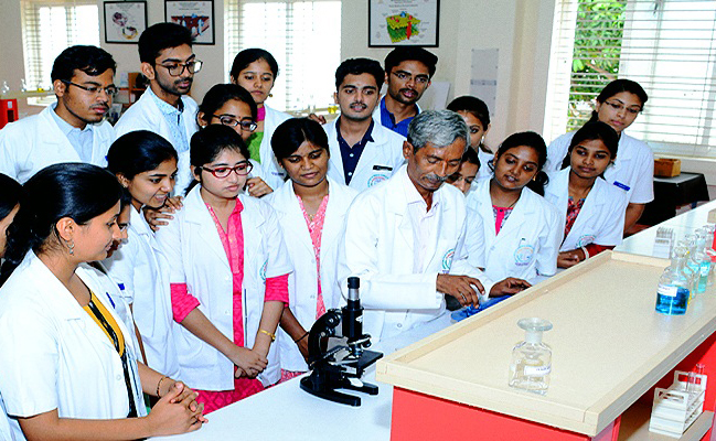 General Nursing Colleges in Kerala for GNM Course